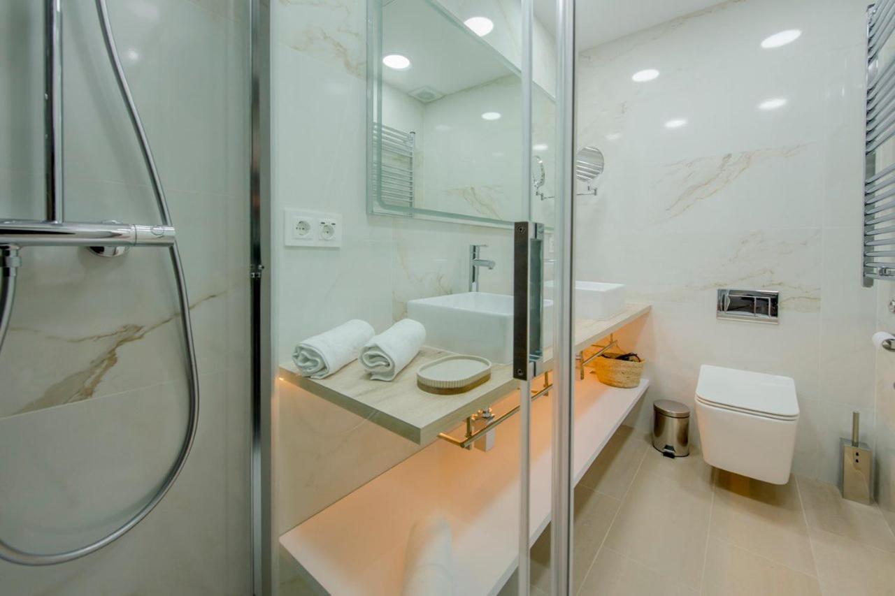 מדריד Suara Apartamentos 1 מראה חיצוני תמונה